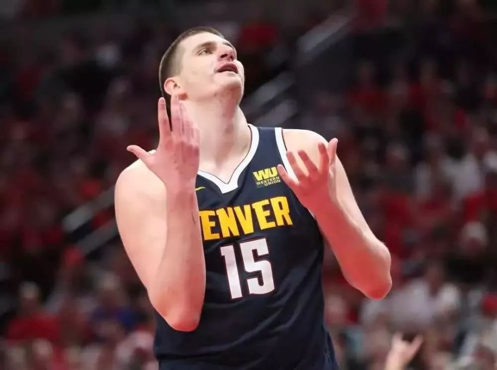 掘金上演18分大逆转全过程,一场惨败却让掘金保留一丝希望