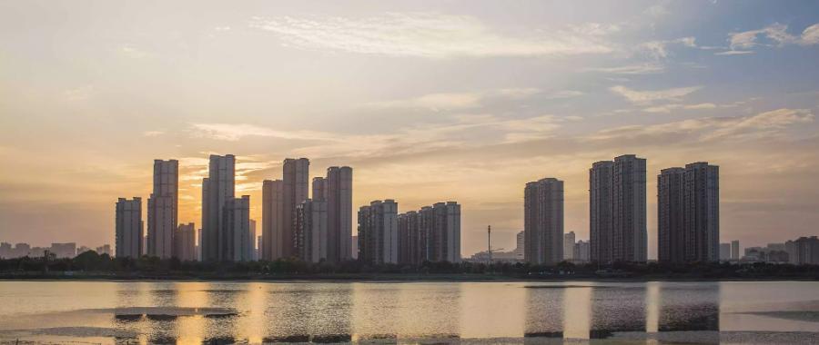 地摊经济与房地产,地摊经济合法对房价影响