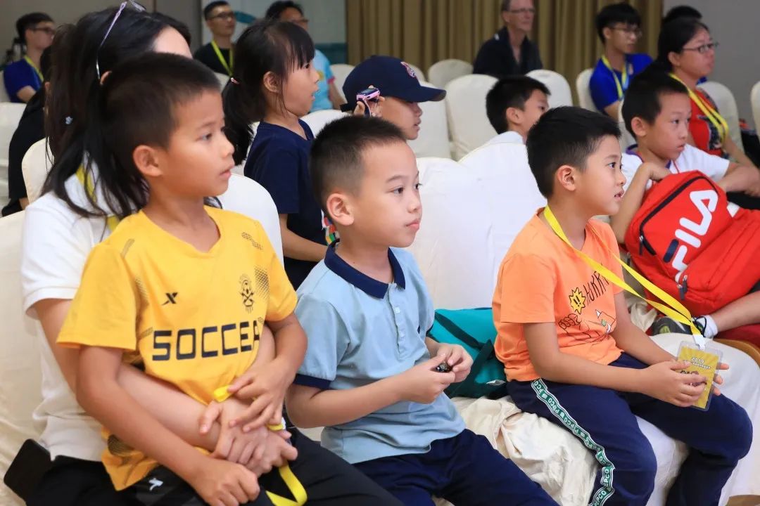 让孩子爱上运动终身受益,孩子有一项热爱的运动真好