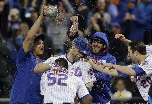 嗑瓜子越磕越上瘾？东北人不服气，毛嗑肯定停不下，一嗑解百愁