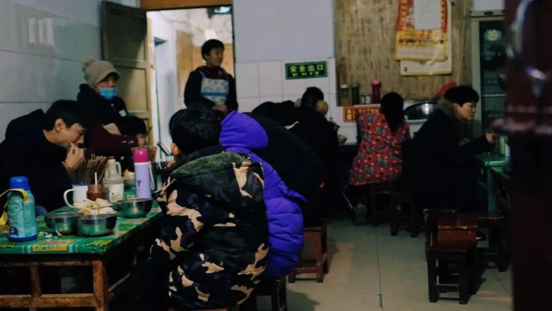 荥阳古城前世今生,荥阳火车站以前辉煌的样子