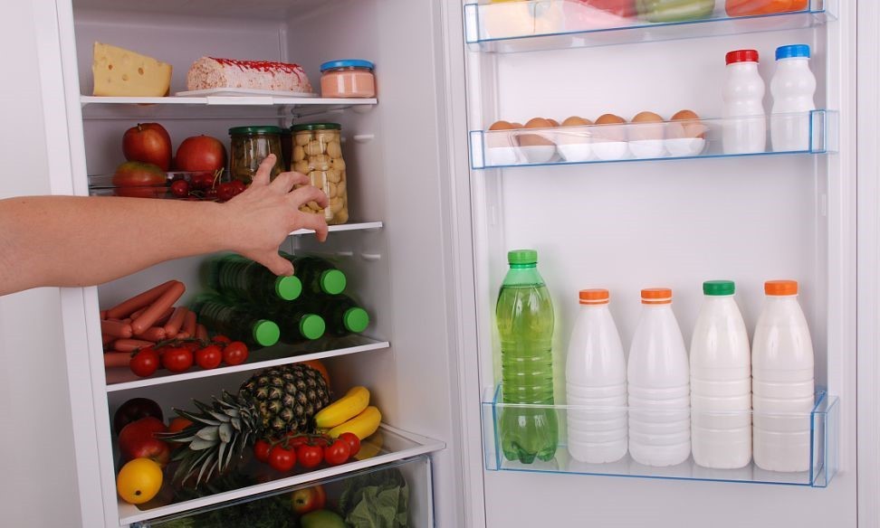 冰箱是十字门好用还是对开门好用,十字对开门冰箱有什么缺点