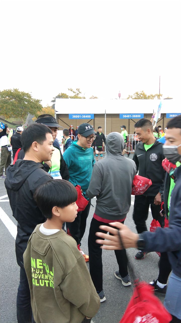 马拉松顶级帽子,马拉松的帽子轻巧