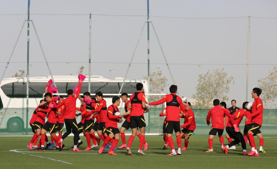 李铁过生日许愿的视频,李铁生日快乐