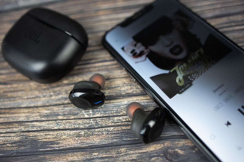 jbltune125tws和100tws区别,jbltune215tws蓝牙耳机评测