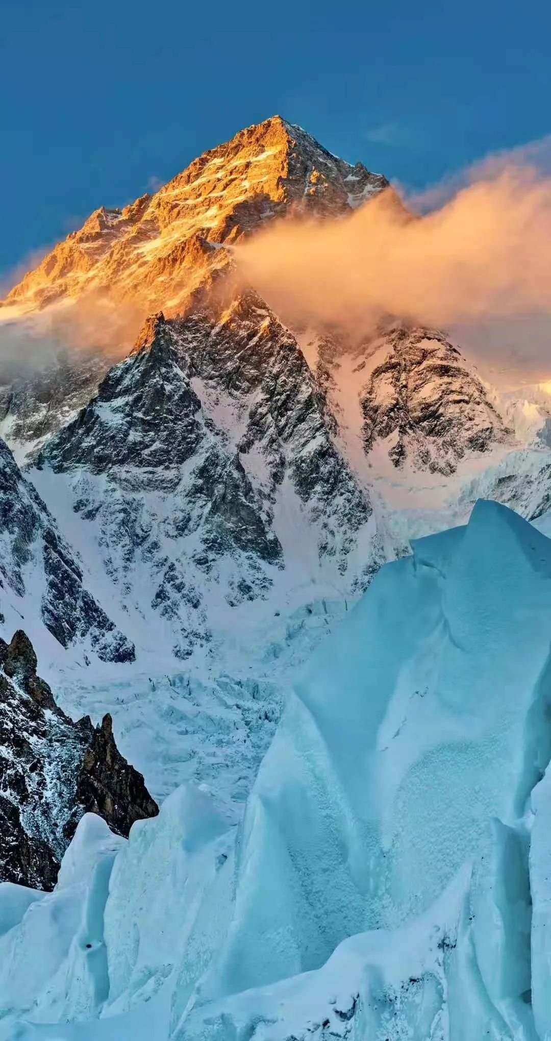 乔戈里峰k2野蛮巨峰,野蛮巨峰k2峰顶