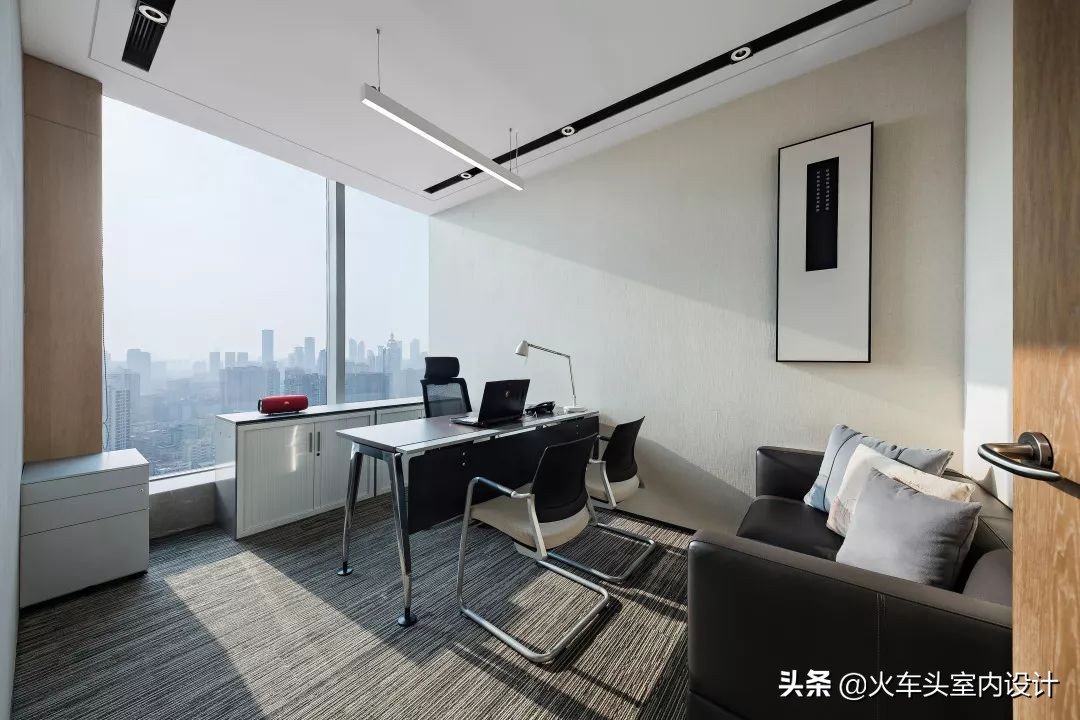 别人家的办公室设计欣赏,设计公司极简风格办公室