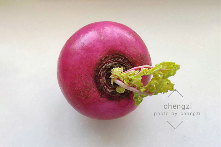 腌萝卜酸脆可口一吃就停不下来,教你快速腌萝卜酸辣脆爽做法简单