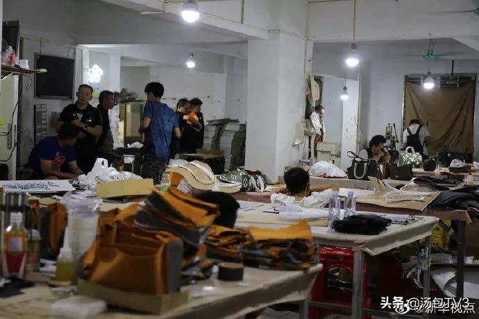 迪拜奢侈品牌包,迪拜名牌包多少钱一包