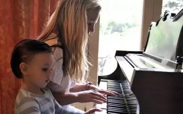 常见乐器特点和学习的难易程度,哪种乐器适合40岁的初学者