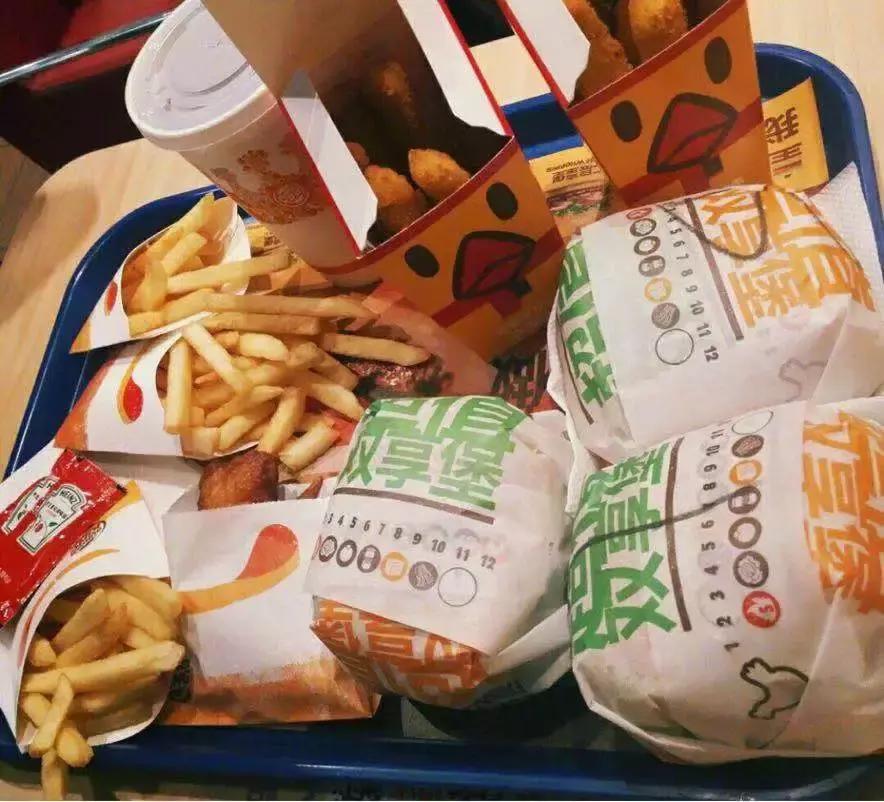 身份证还有这些妙处?生日当天“蹭吃蹭喝”干货福利赶紧码住!