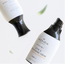 你以为美人拼的是五官？！太天真，A24告诉你美人应该要这么做