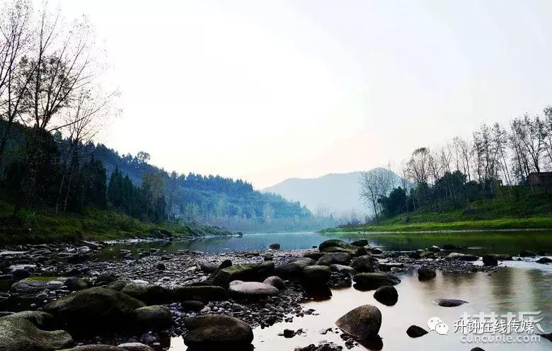 升钟镇玉眉山村,玉眉山村