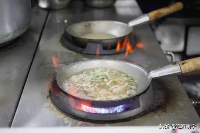 河池煮粉视频,河池煮粉图集