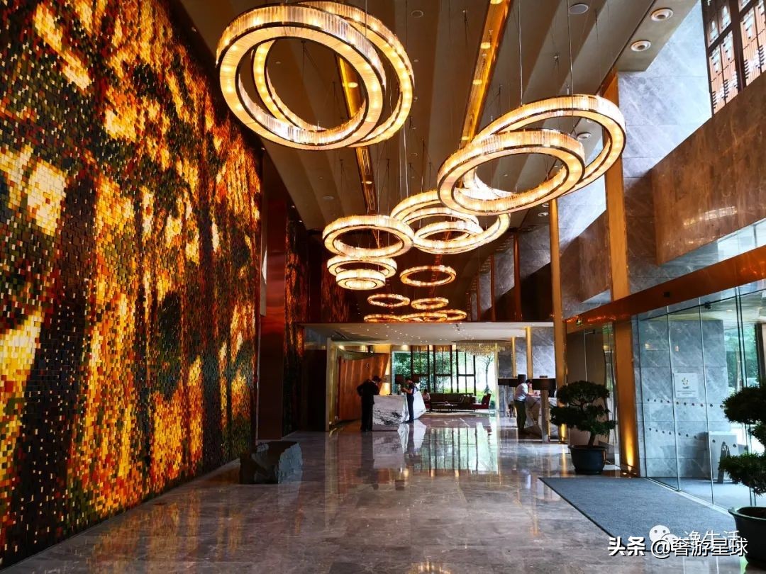 神の战|丽思、柏悦、MO、四季,陆家嘴7大奢华酒店谁是你的最爱?