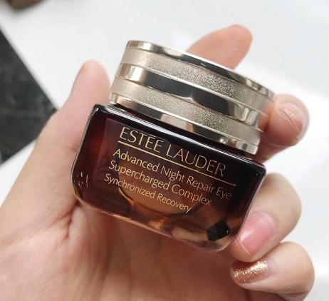 37岁眼霜用雅诗兰黛哪款好,好的眼霜推荐黛莱皙