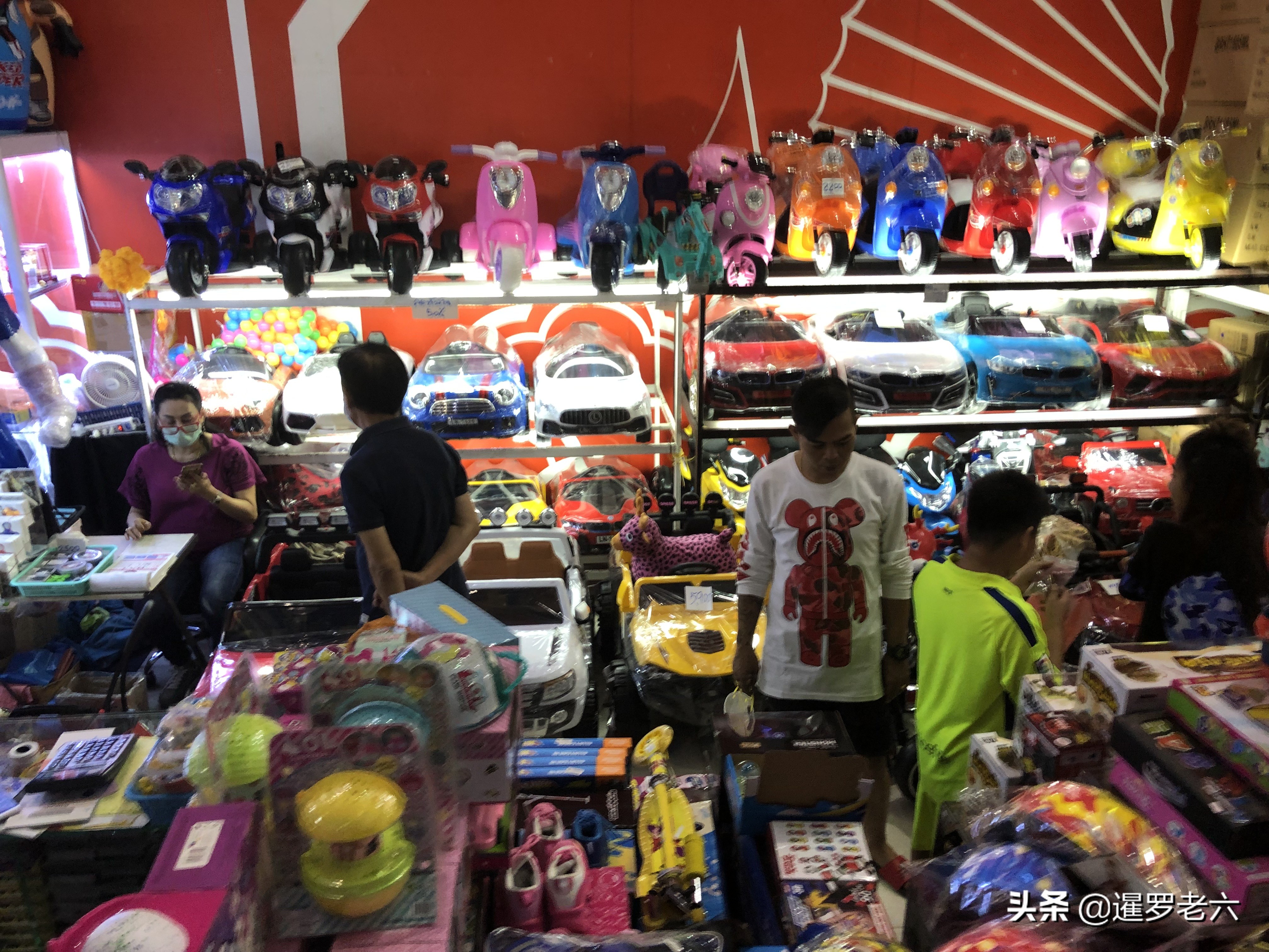 给动漫游戏玩具迷推荐一个好地方！去曼谷旅游一定要去这里逛逛！