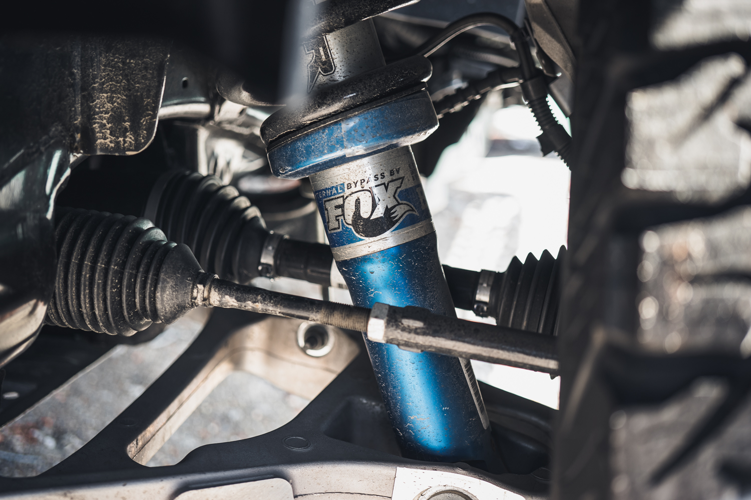 特斯拉cybertruck和福特f-150猛禽,福特猛禽f-150与小皮卡对比图