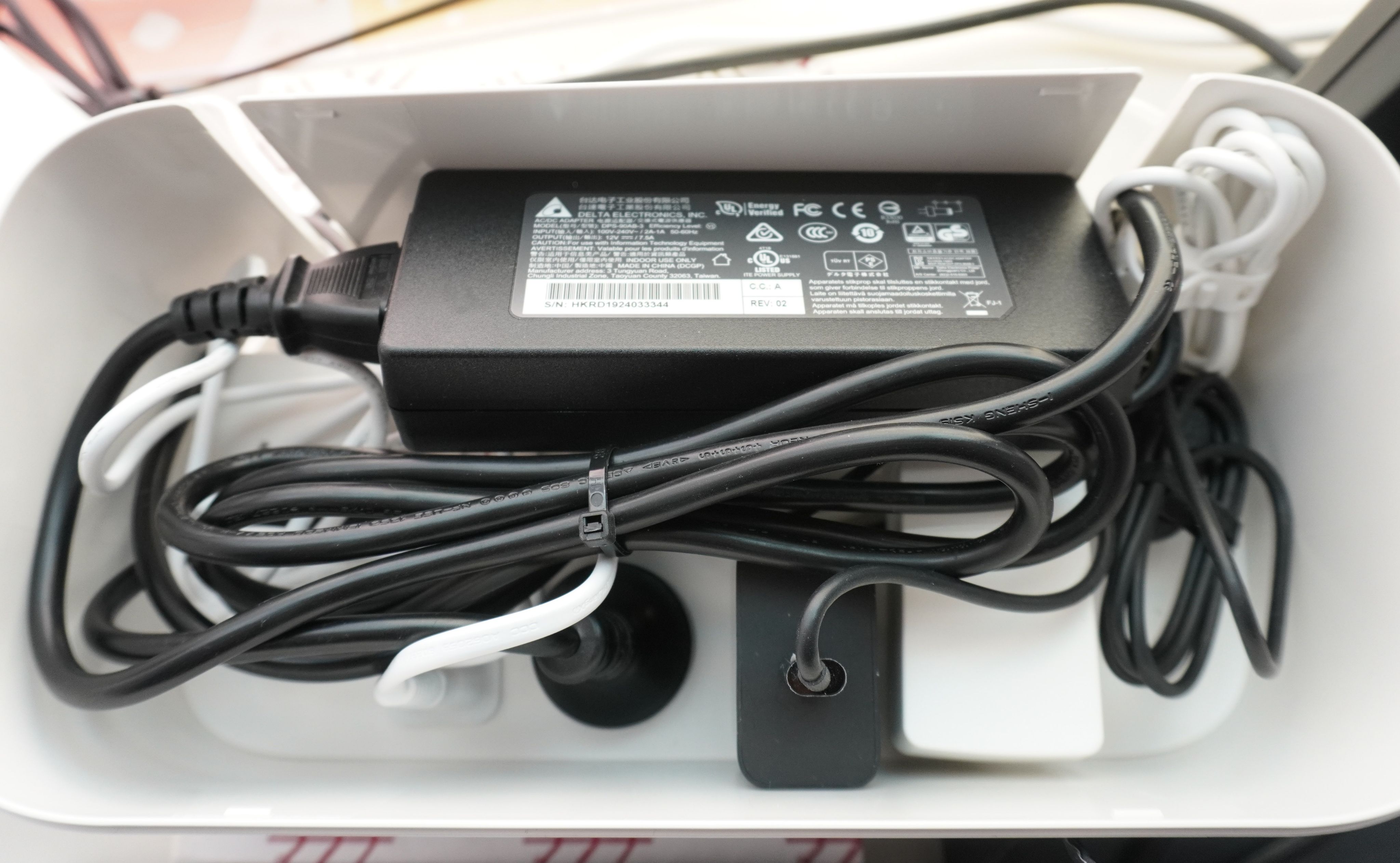 轮岗办公,办公休息区桌面布置