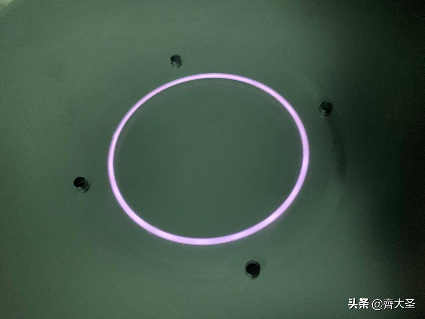 坚果j10投影仪可以看直播,坚果j10智能投影仪家用推荐