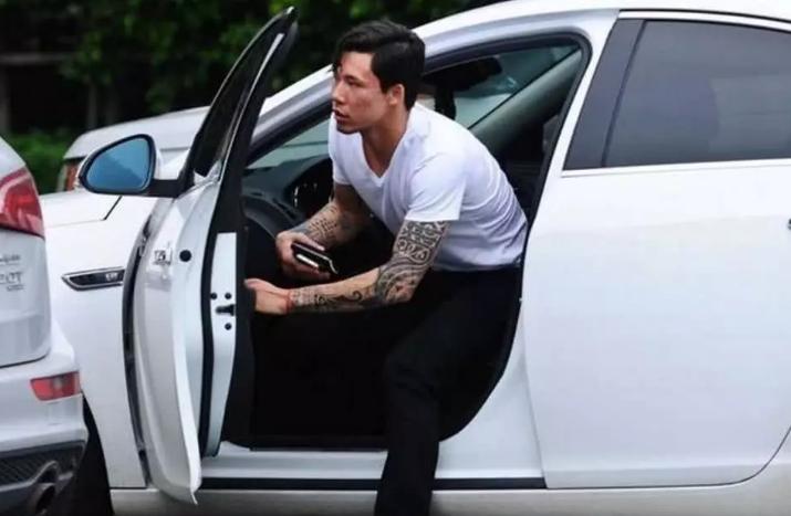 张琳芃娇妻现状,张琳芃妻子年薪多少