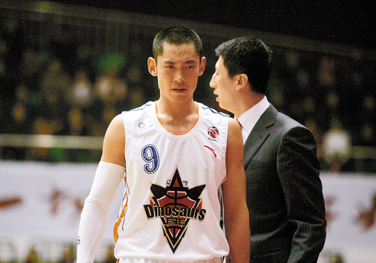 辽宁男篮队员背后的故事,辽宁男篮的故事