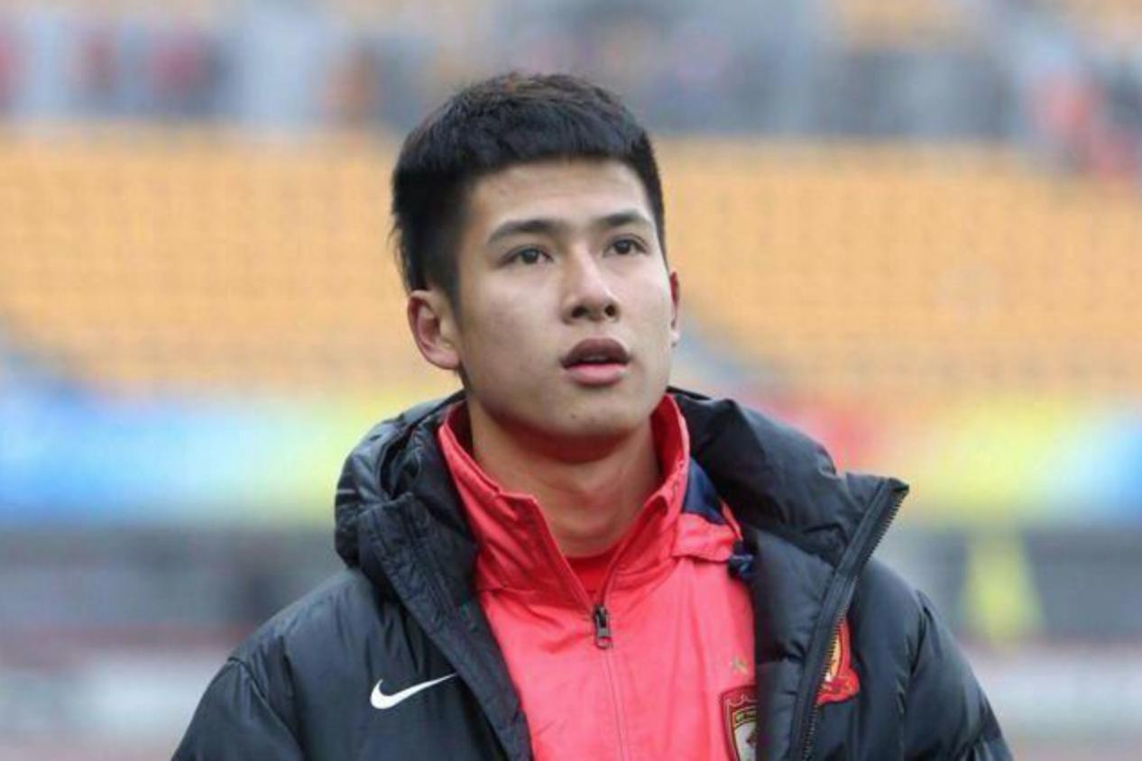 最像韦世豪的主播,于汉超重回恒大队