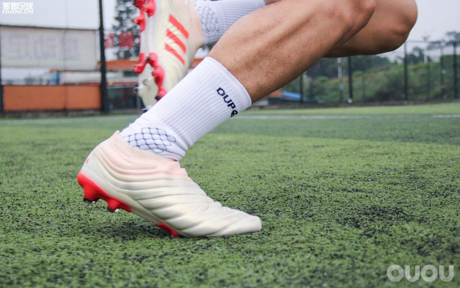 追求完美的不完美阿迪达斯COPA19+FG实战测评