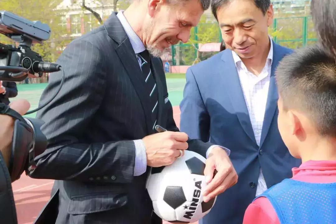 真金白银20亿！大连携手万达，要为重振中国足球干件大事！