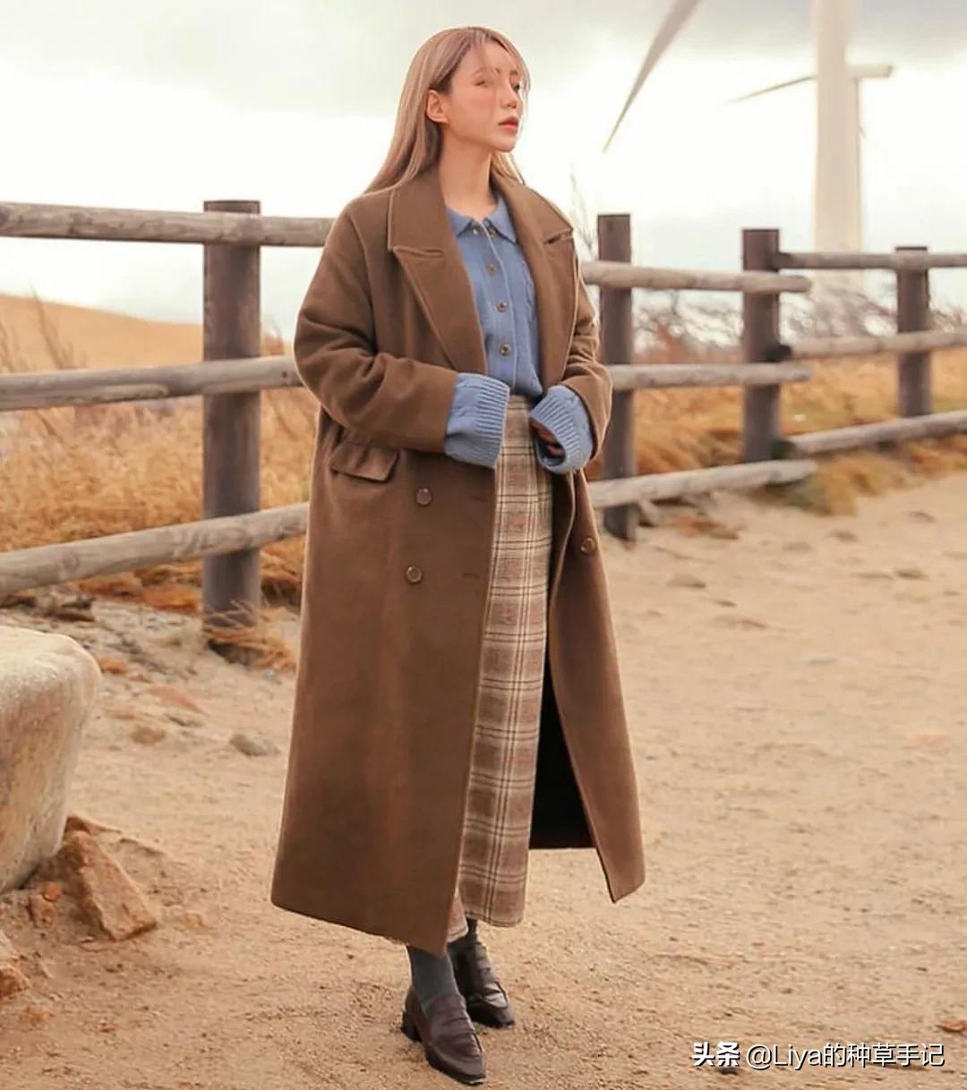 半裙+外套,连衣裙+外套=今春王炸组合