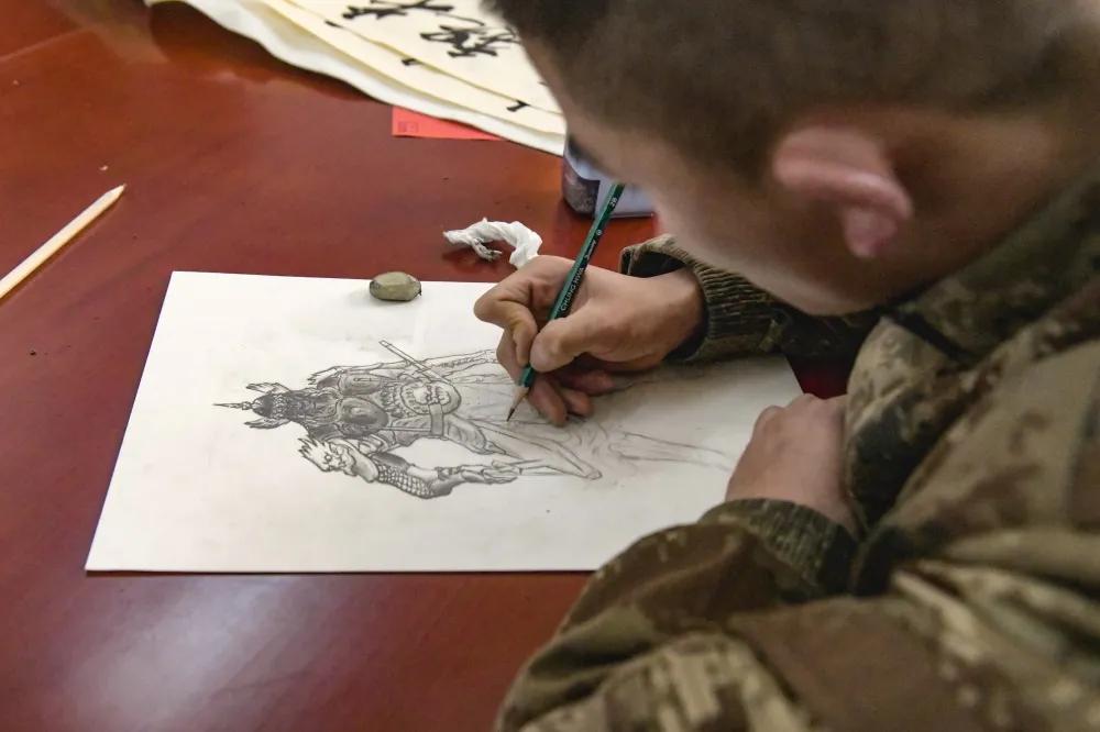 羡慕→临汾旅官兵“野”会玩