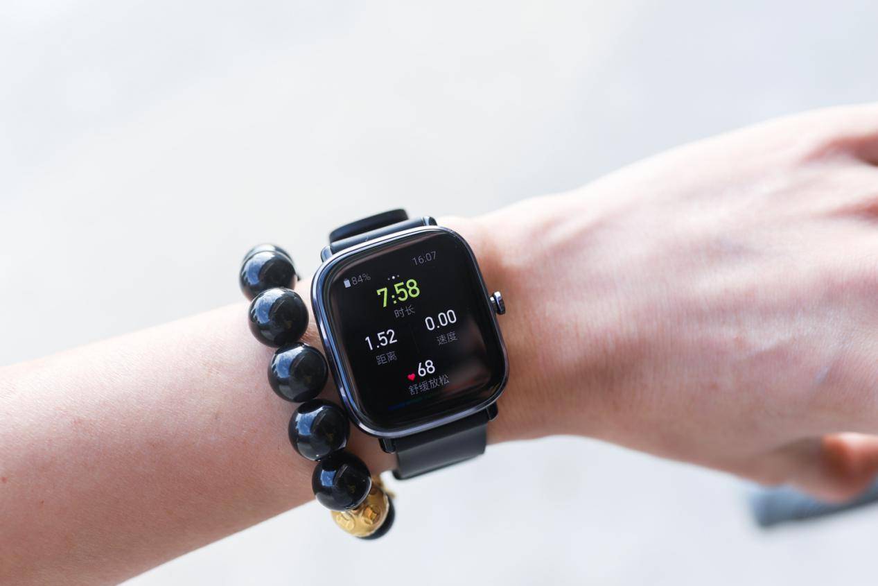 华米gtsmini深度评测,华米gts2mini大小