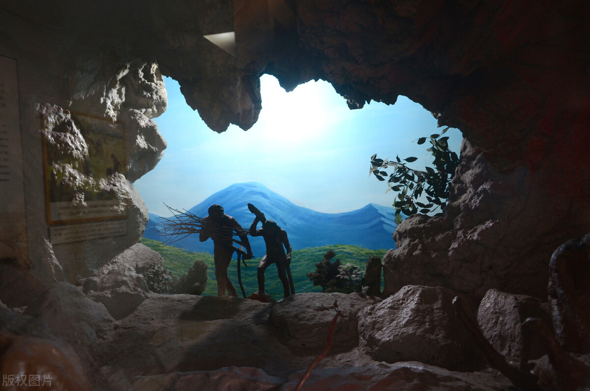 爱因斯坦和霍金之间的秘密,爱因斯坦霍金等科学家的人生经历