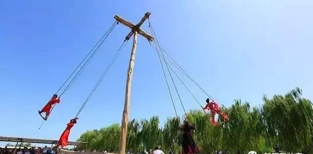 南疆小县城的百年饮料，制作技术堪比茅台，被誉为中国白兰地