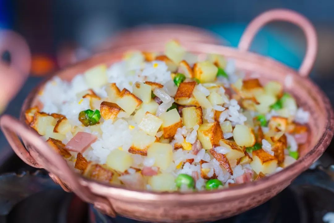 云南哪个地方人最爱吃火锅,山西哪些地方特别能吃土豆