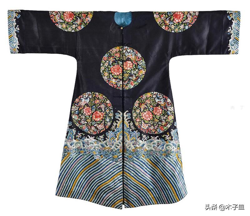 清代贵妇服饰,清朝贵妇装扮