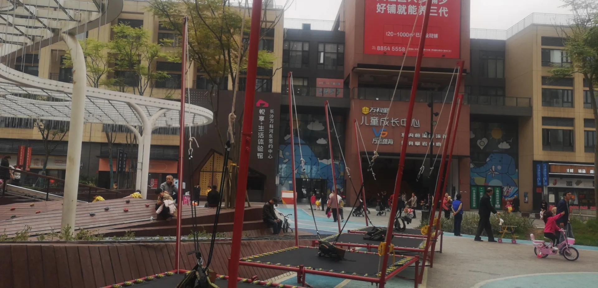 初中小学校门口商铺值得投资吗,小学门口的商铺投资失败