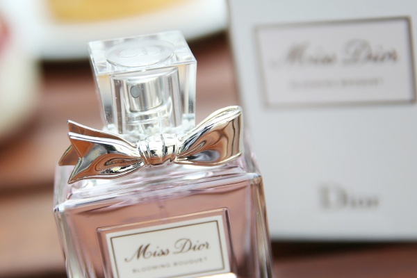 入门级香水推荐女,香水入门推荐女排行榜