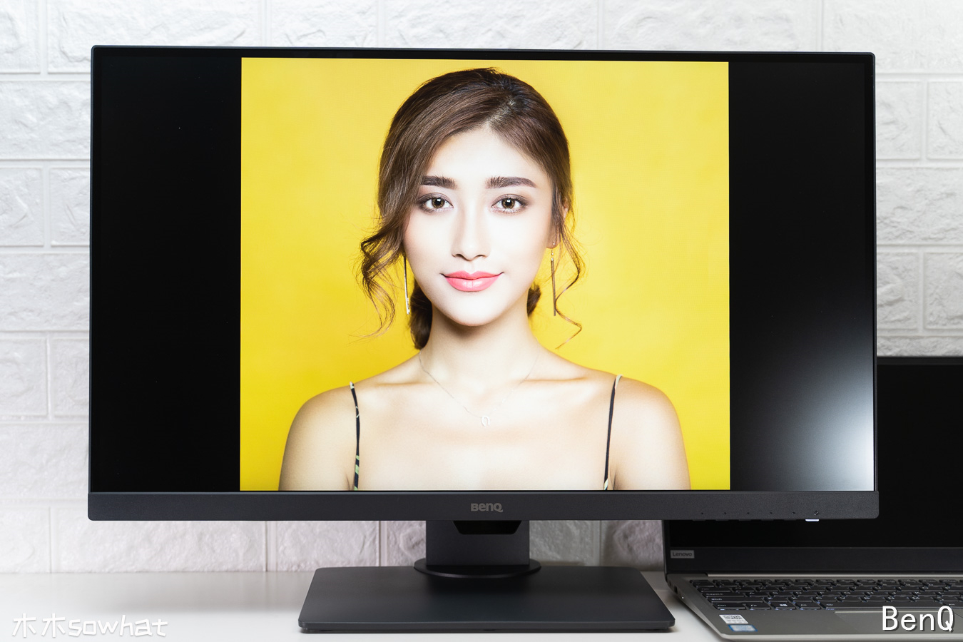 明基2710u显示器,明基显示器2700u与2700q的区别