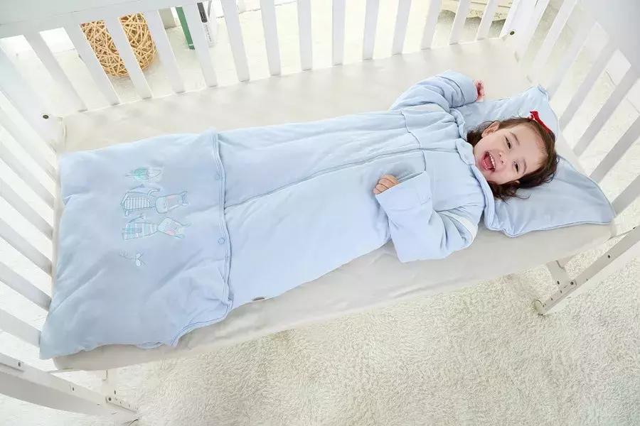 夜晚24度左右宝宝穿什么睡袋,适合宝宝22度穿的睡袋