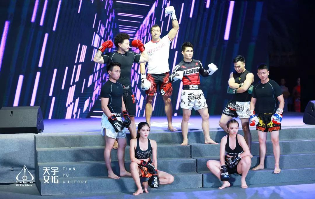 厦门分赛区复赛,导师们各出奇招抢人,黄子韬都搬出来了~