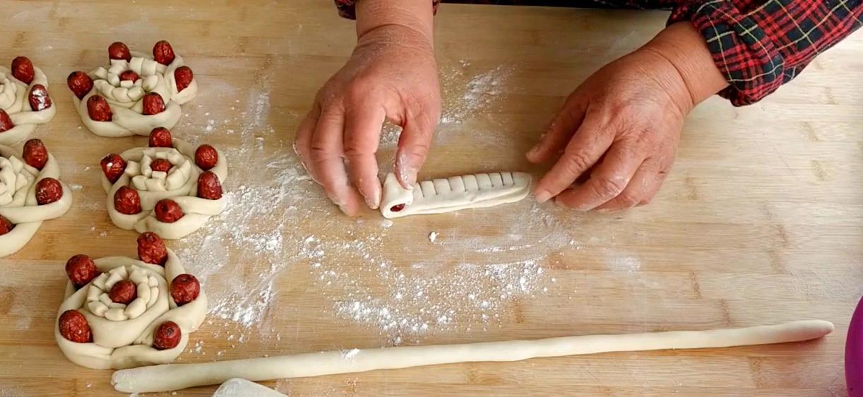 枣花馒头100种花样简单又漂亮,红糖枣花馒头的做法大全简单好看