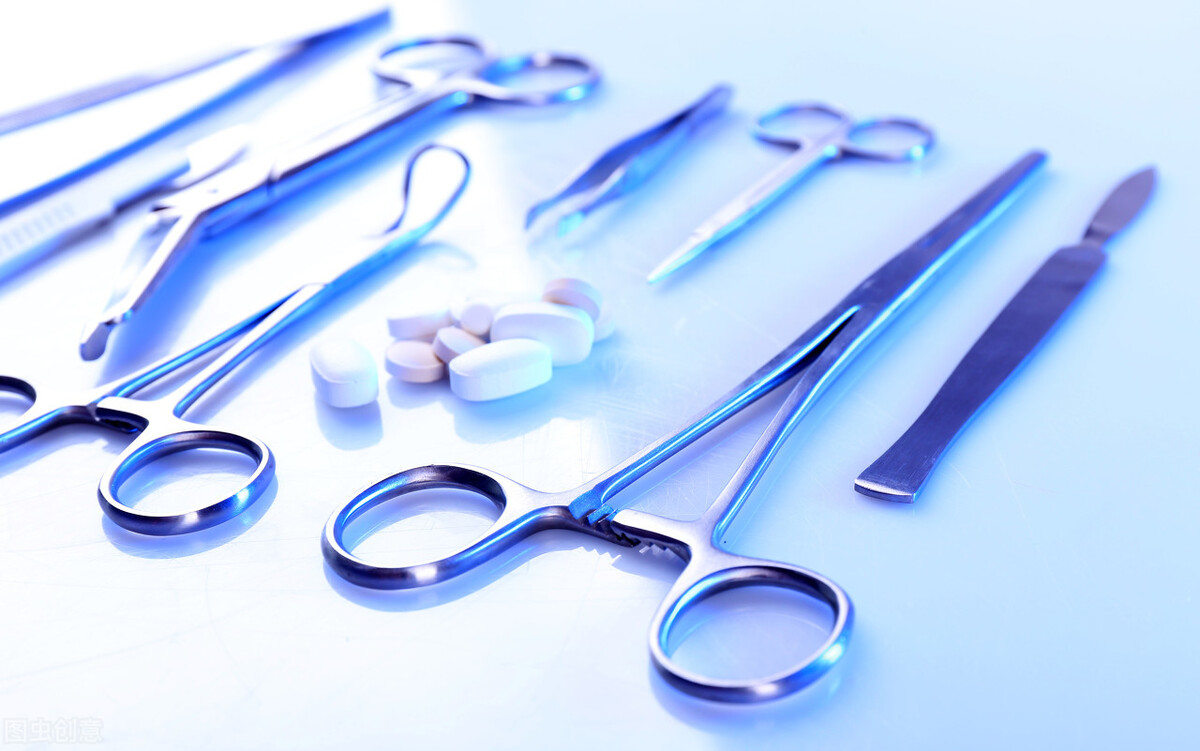 肠息肉切掉容易,切干净不复发很难,中医治疗抓住了一个重点问题