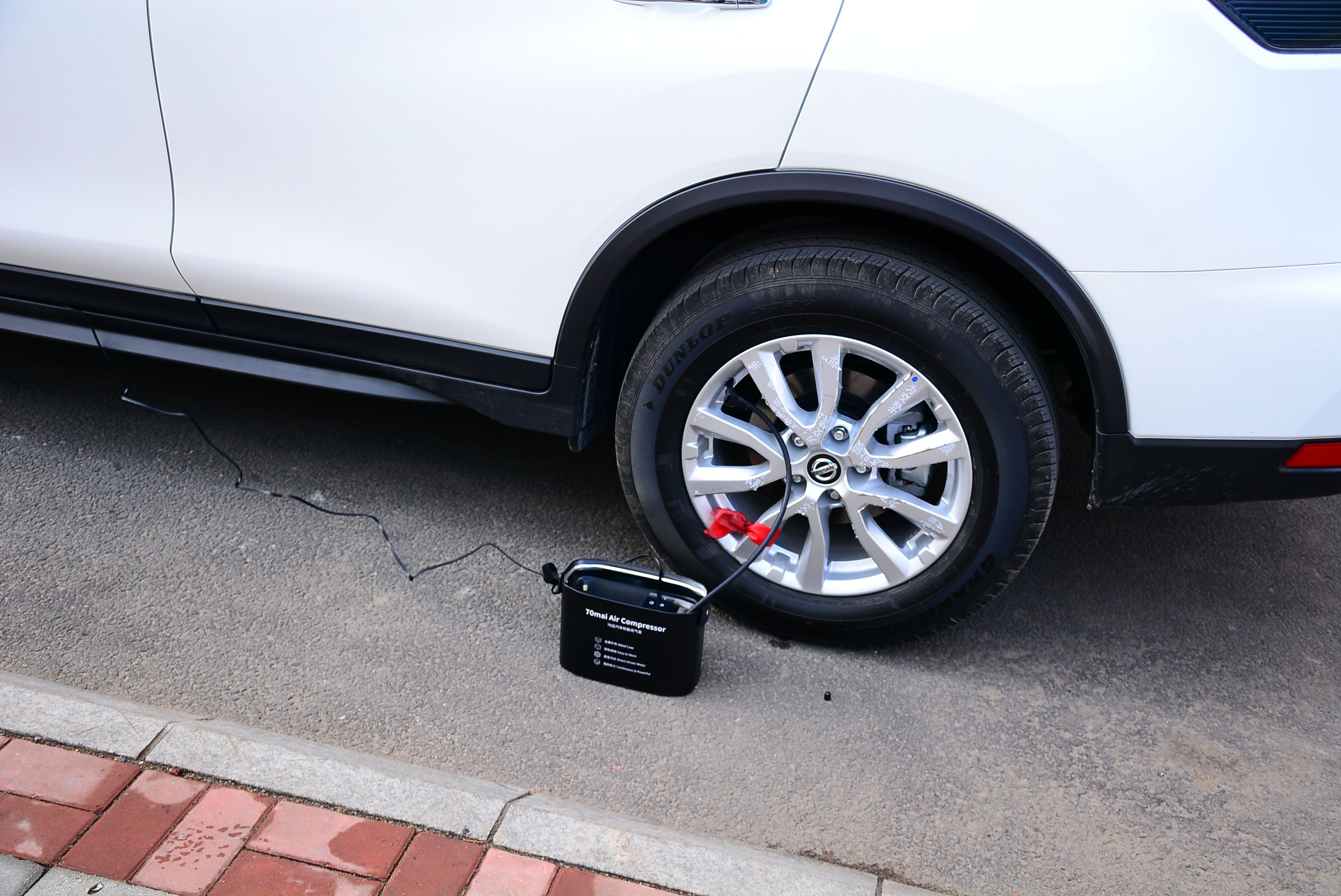 为啥老司机都说充气泵是最实用车品？原因有3个