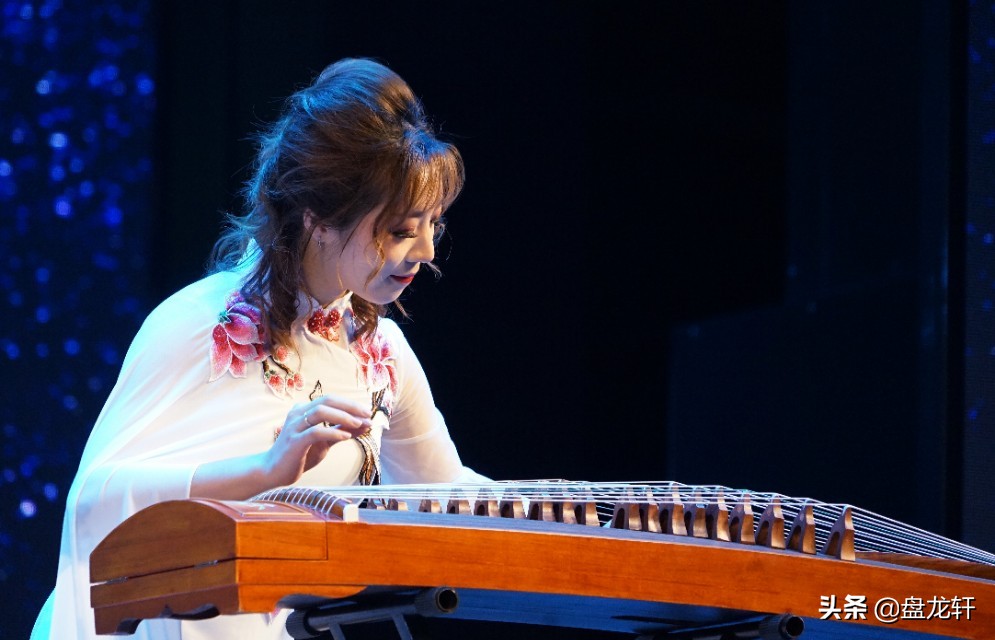 广东曲艺团演唱晚会,广东音乐曲艺团演唱会