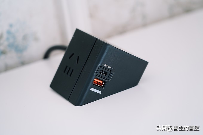 飞利浦原装充电器a7610,飞利浦充电宝带线20000毫安快充