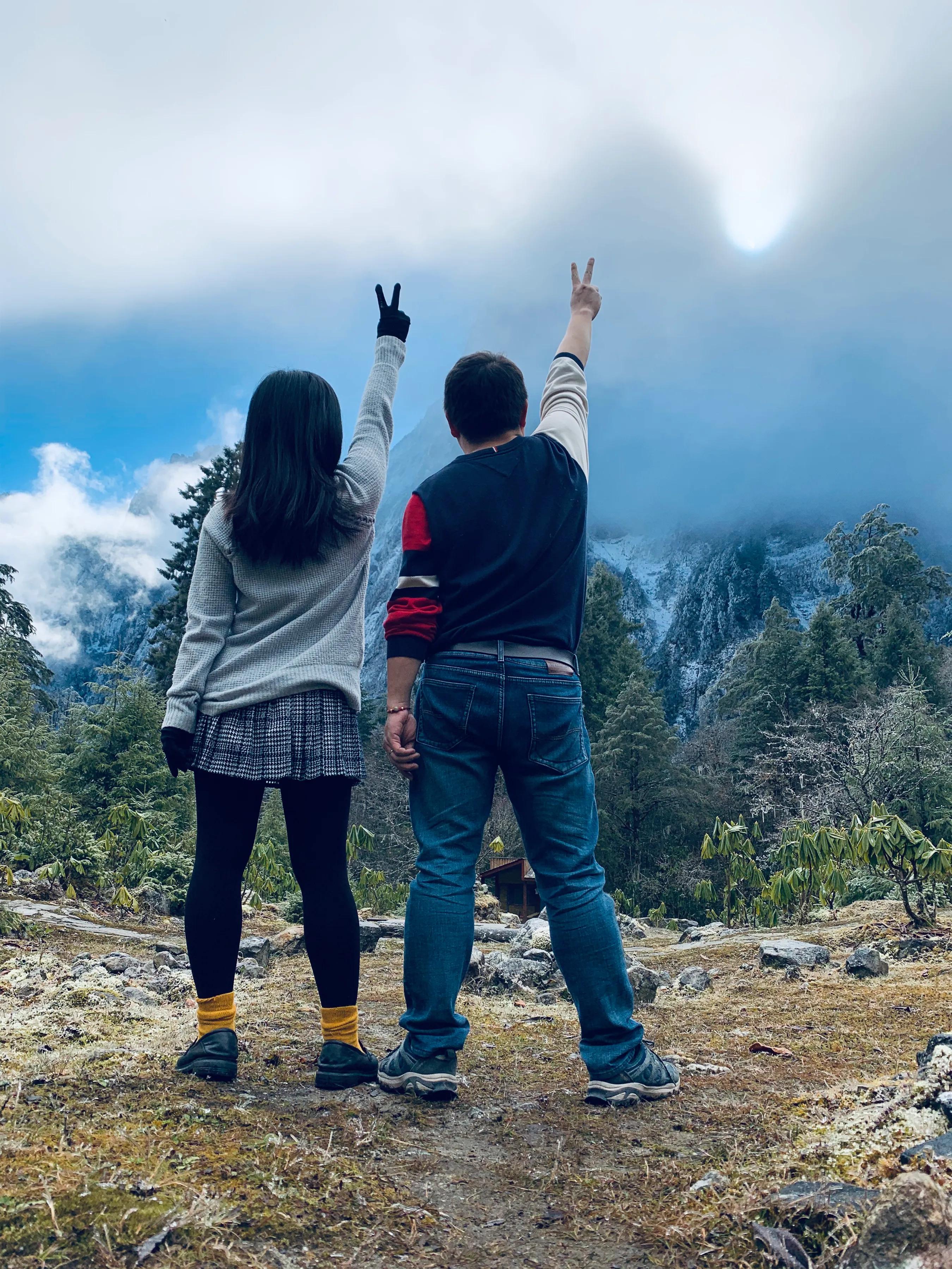 海螺沟燕子沟旅游攻略,海螺沟和燕子沟哪个更值得去