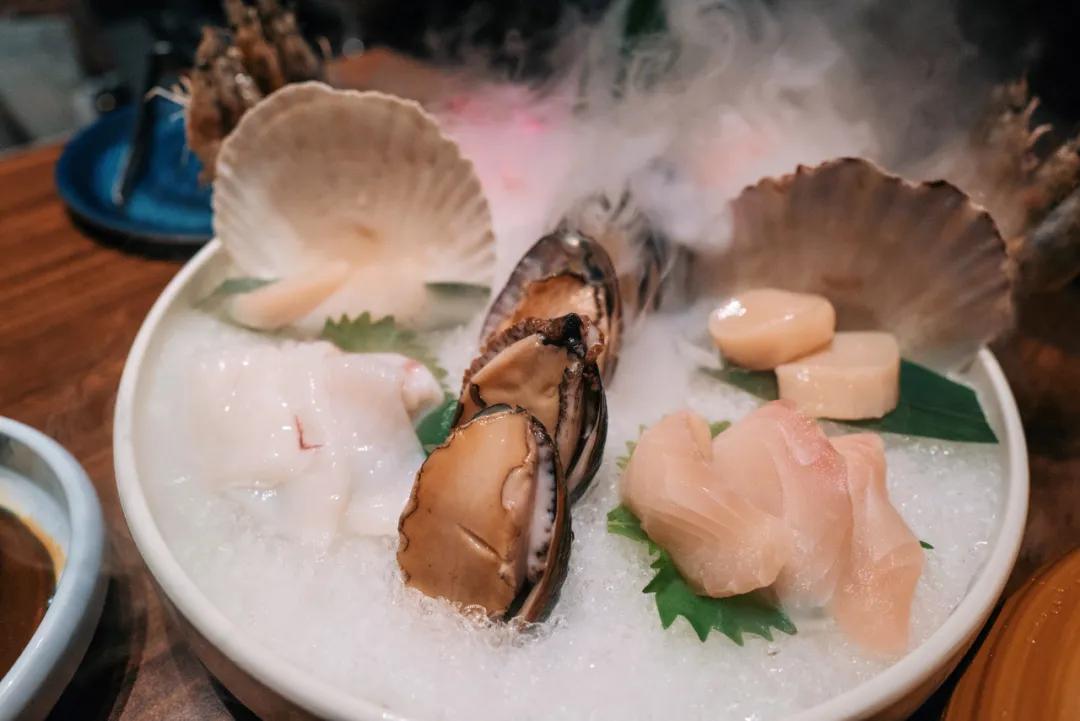 200元住总统套房,200块住酒店吃大餐