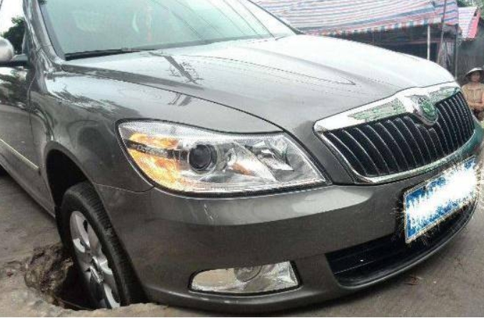 你以为汽车正常保养就行了吗,你以为汽车托底没有危害吗