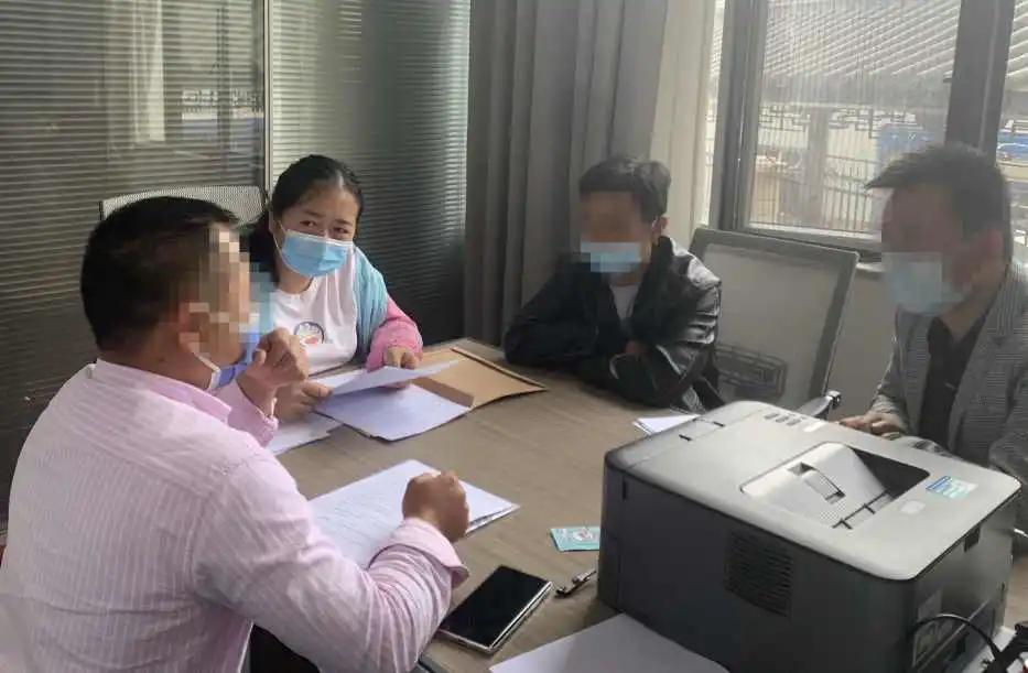 【我为群众办实事】麒麟法官送达中化纠纷